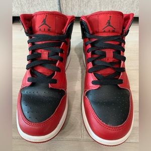 Air Jordan Retro 1 Mid black/red size 4.5. Lightly used. Like new